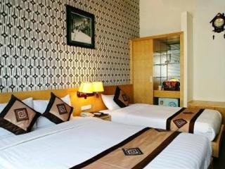 Hotel Cosmo Square 3*