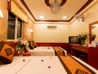 Hotel Cosmo Square 3*